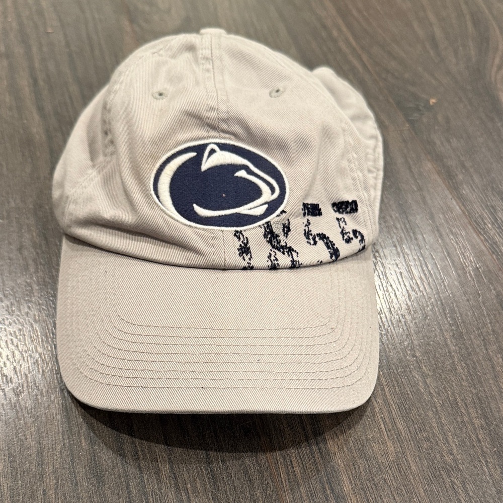Nike Gray Cap with Logo 2:11